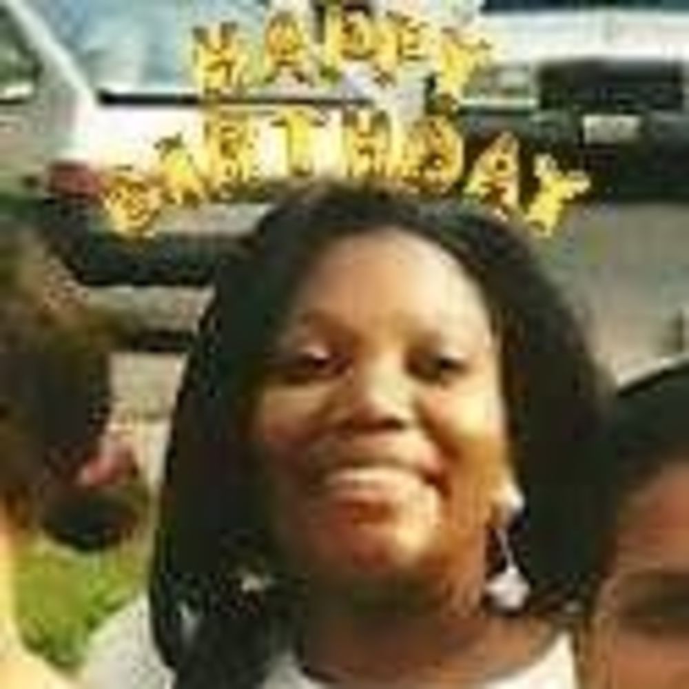 Meet your Posher, Shay